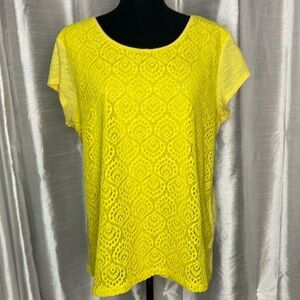 Liz Claiborne Women’s XL Yellow Crochet Knit Overlay Short Sleeve Top